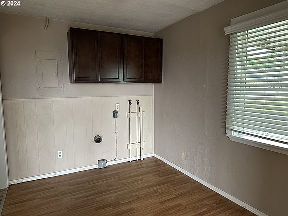 3rd image of 3503 E 11th St