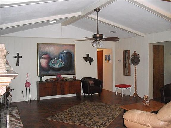 4th image of 121 Highridge Dr