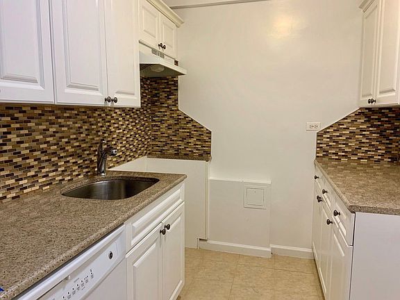 3rd image of 222 E 19th St APT 3H