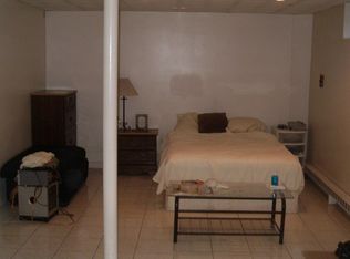 27 Hazel St, West Springfield, MA 01089