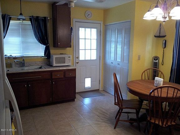 5th image of 3149 W Sunnyside Ave