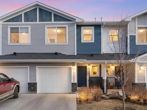 1403 W Jumping Pound Cmn, Cochrane, AB T4C 2L1