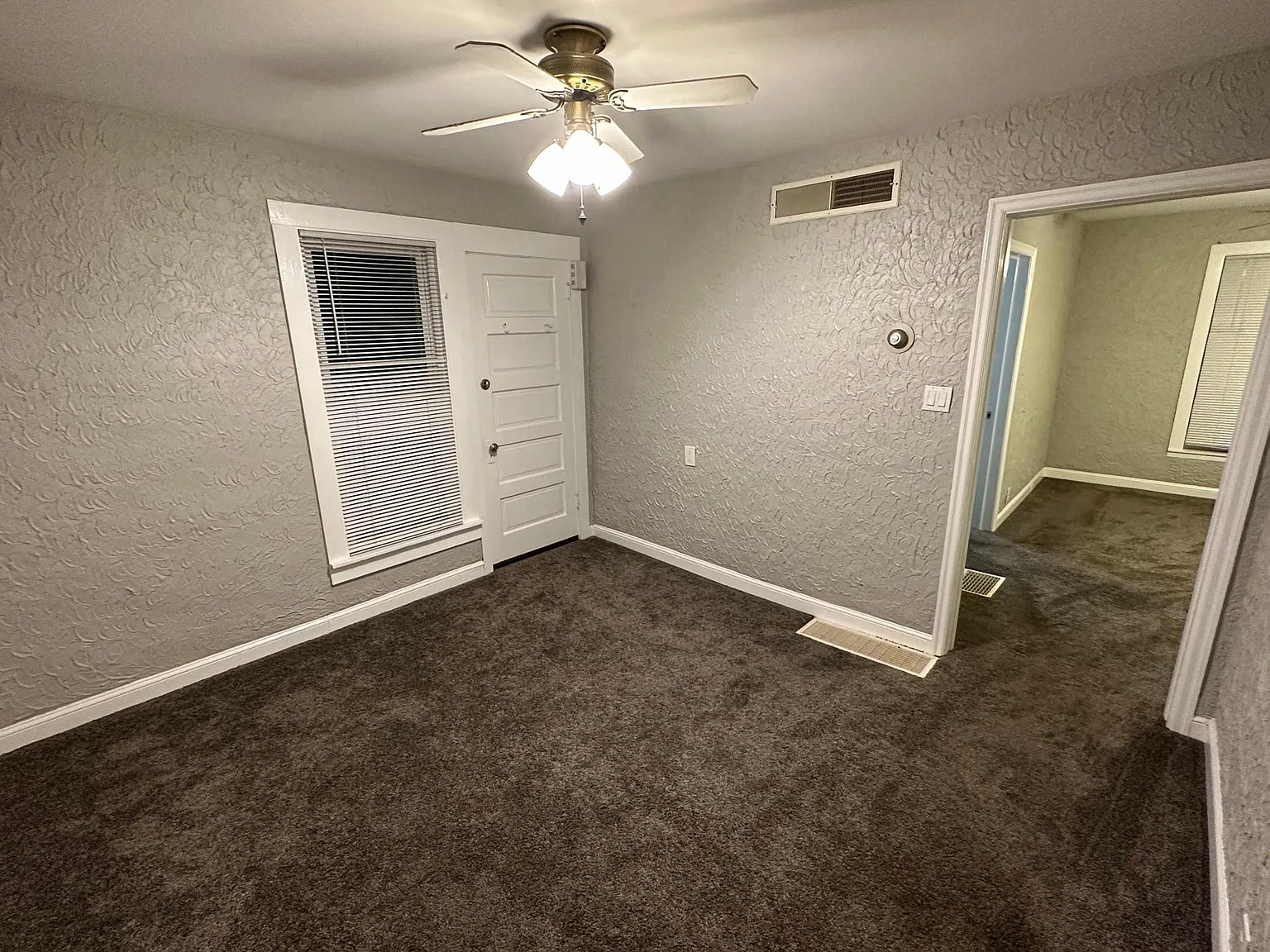 2 bed, 790 sqft, $1,500 — Photo 4