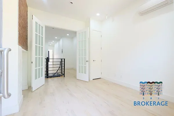 Rented by SBJ Brokerage, LLC | media 10