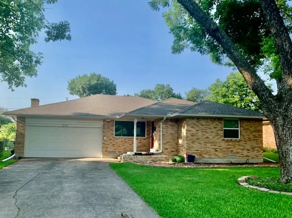 808 Scottsdale Dr, Richardson, TX 75080