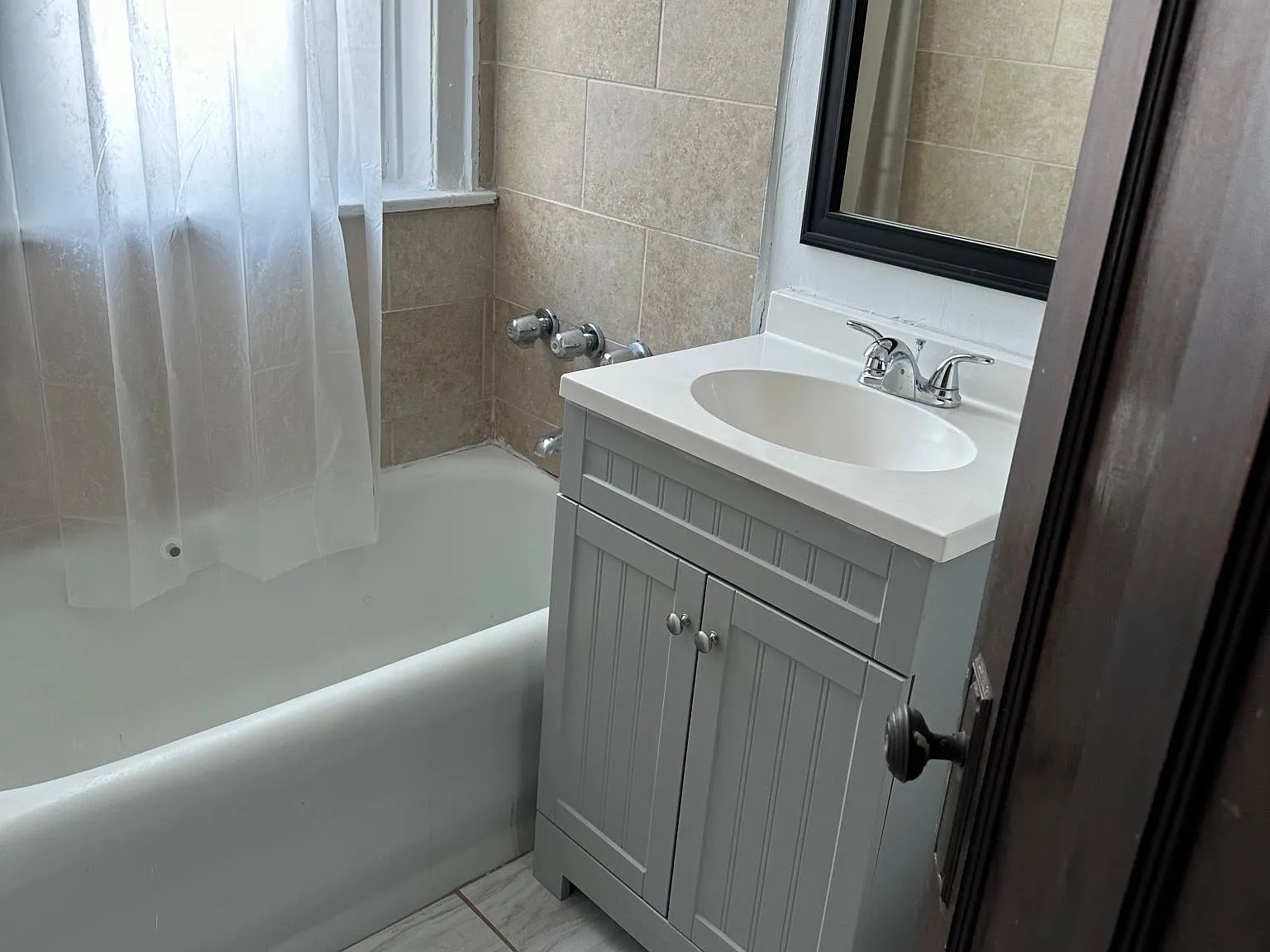 3317 N Karlov Ave — Photo 3