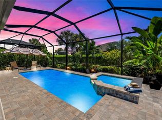 9640 Everglades DR, NAPLES, FL 34120