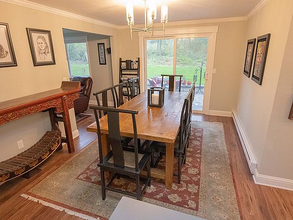 5th image of 342 Whispering Pine Ln