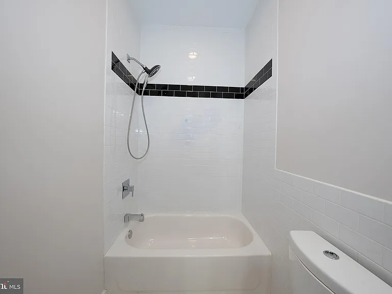 601 Poplar St — Photo 20