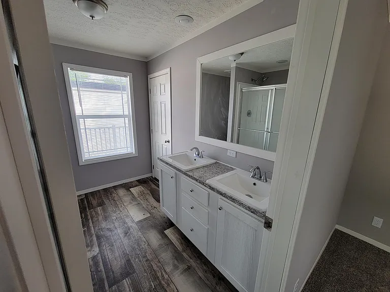Amherst Ridge — Photo 37