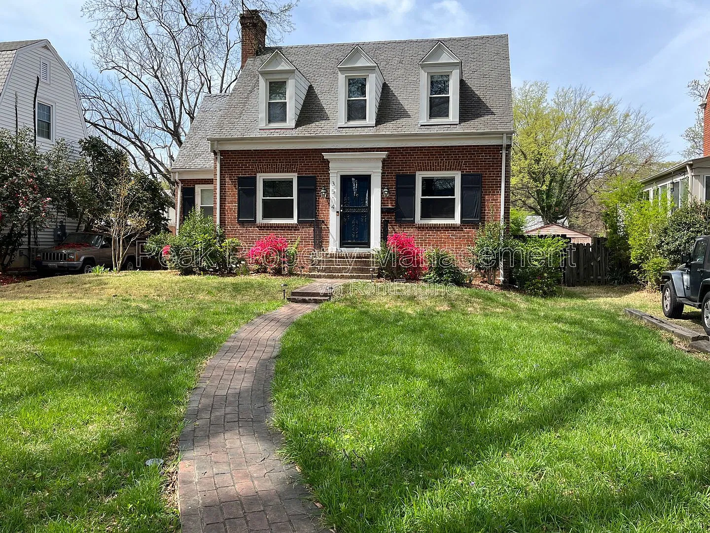 3 bed, 2.5 bath, 2000 sqft, $2,700 — Photo 2
