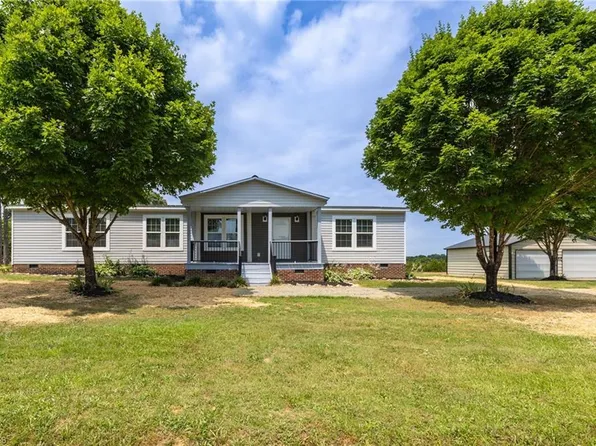 929 Ramseur Julian Rd, Ramseur, NC 27316