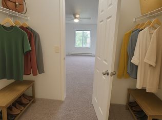 138 Lauff Dr APT 104, Milan, MI