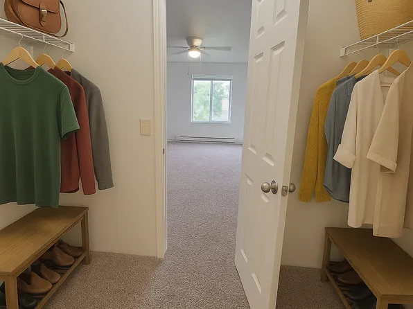 138 Lauff Dr APT 104, Milan, MI 48160