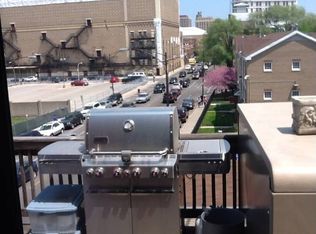 4757 N Malden St APT 3N, Chicago, IL 60640