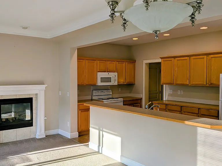 1434 Cherry Ave — Photo 7