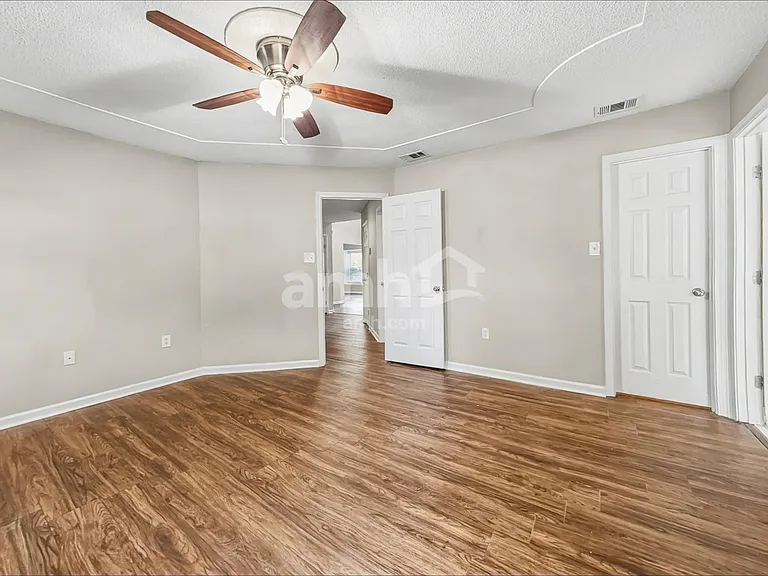 26 Heritage Way — Photo 12