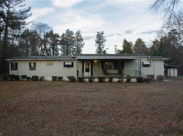 151 Arcadia Ct, Clemmons, NC 27012