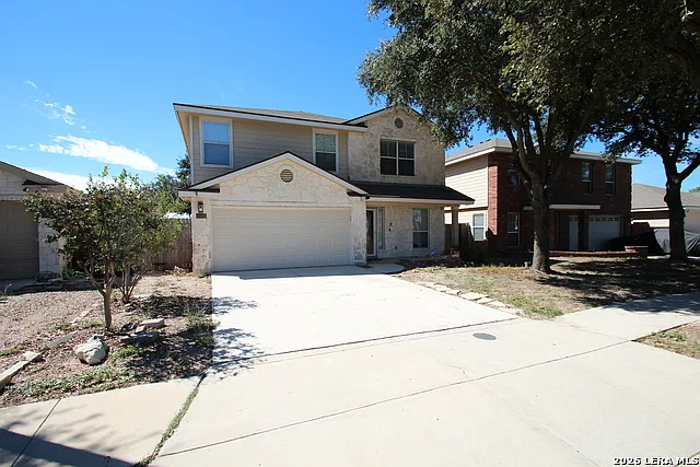 4 bed, 3.5 bath, 2676 sqft, $2,200 — Photo 3