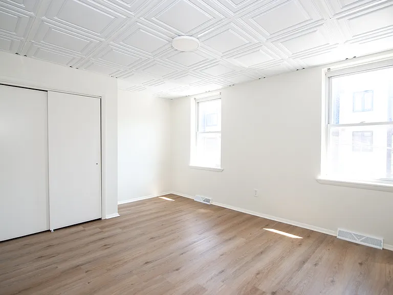 455 Fairmount Ave #2 — Photo 8