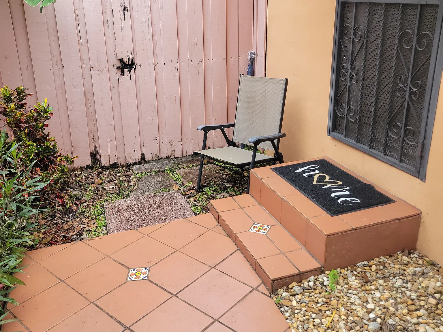 4430 SW 15th Terrace — Photo 1