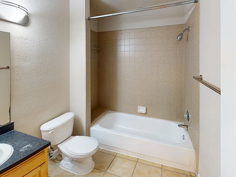 Altamira Place Apartment Homes — Photo 88