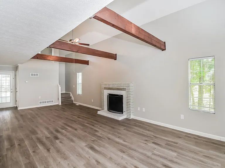 5897 Brookside Dr SE — Photo 5