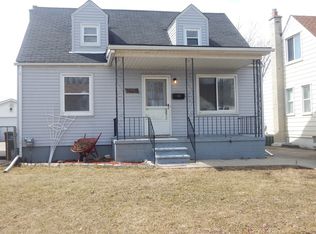 25301 Culver St, Saint Clair Shores, MI 48081