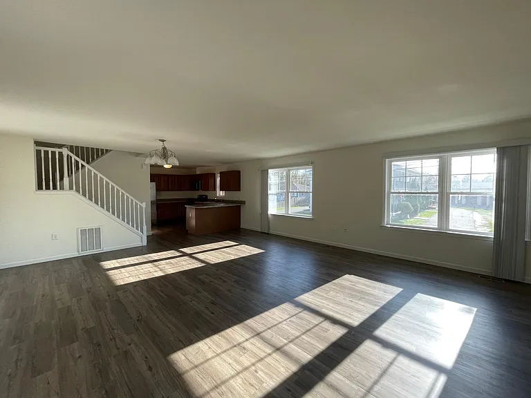 18 Goshen Rd #6 — Photo 4