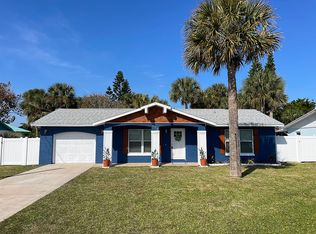 312 N 4th St, Flagler Beach, FL 32136