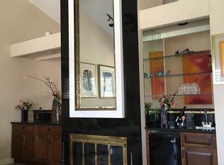 207 Wild Horse Dr, Palm Desert, CA 92211