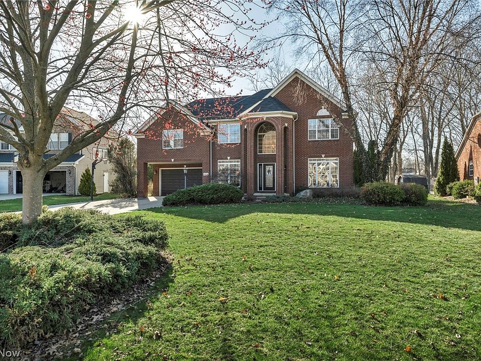 1st image of 2424 Kenwyn Blvd