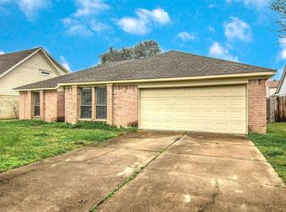3926 Manordale Dr, Houston, TX 77082