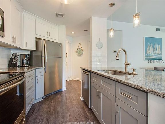 4th image of 75 Ocean Ln APT 603