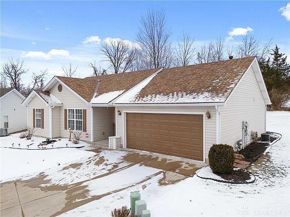 3rd image of 124 Mimosa Ct