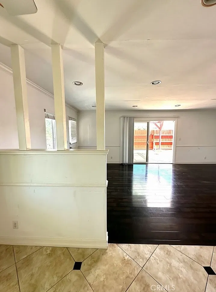 2 bed, 1.0 bath, 750 sqft, $2,800 — Photo 3