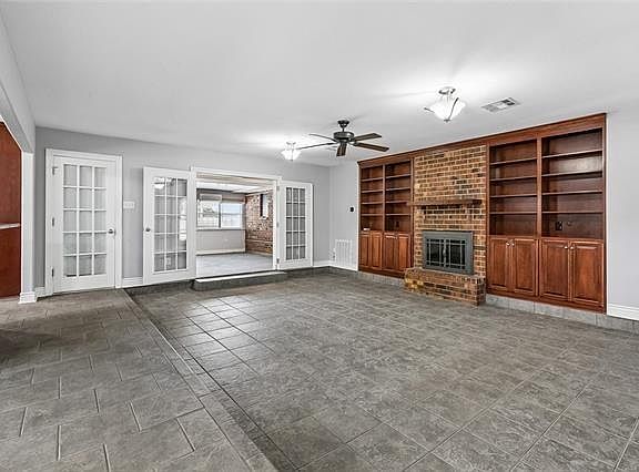 3rd image of 248 Devon Rd