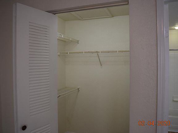 5th image of 13703 N Richmond Park Dr #2606
