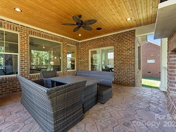 5th image of 7853 Ballentrae Pl