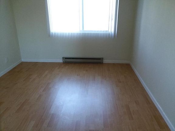 2nd image of 395 Imperial Way #307