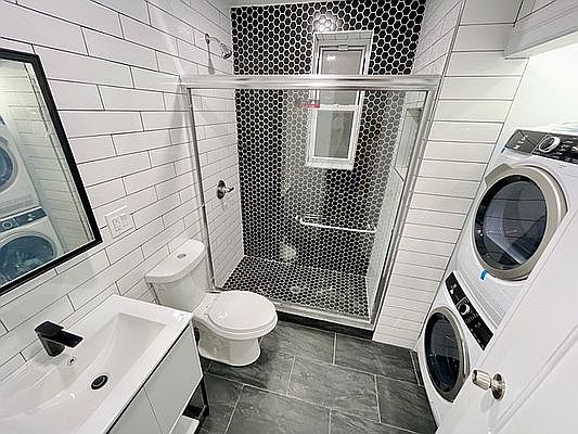 2nd image of 514 W 211th St #3H