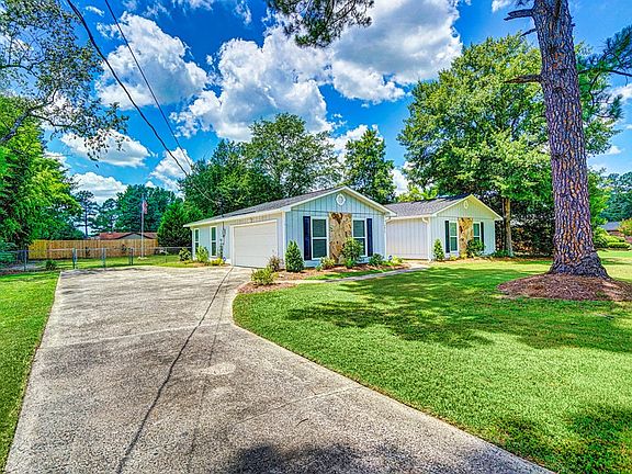 3rd image of 4017 Goshen Lake Dr S