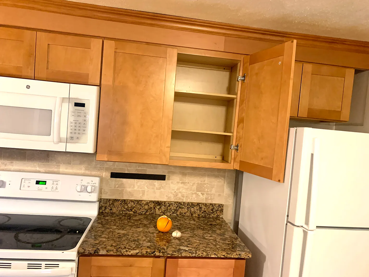 2 bed, 830 sqft, $1,680 — Photo 2