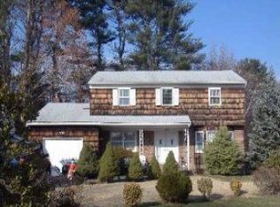 103 Convent Rd, Syosset, NY 11791