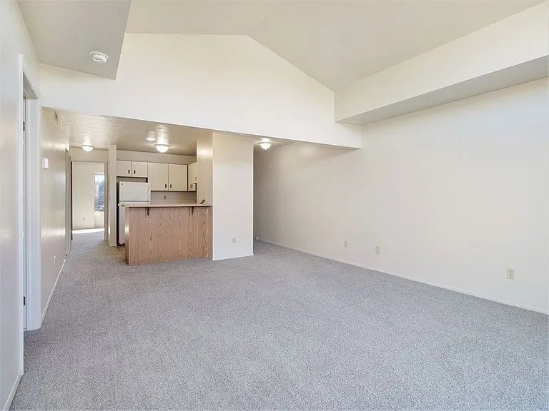 Gull Prairie/Gull Run Apartments and Townhomes — Photo 121