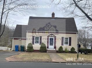 135 Evergreen Ave, Hamden, CT 06518