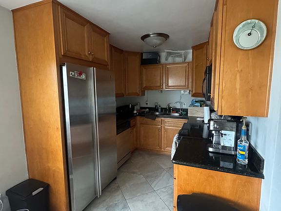 4th image of 5075 Narragansett Ave Unit 112