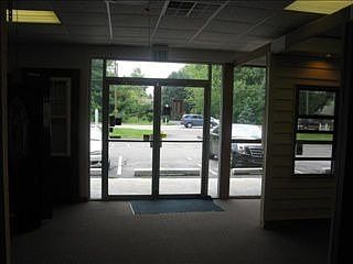 4th image of 510 E Southport Rd