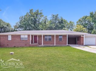 705 9th St, Pleasant Grove, AL 35127