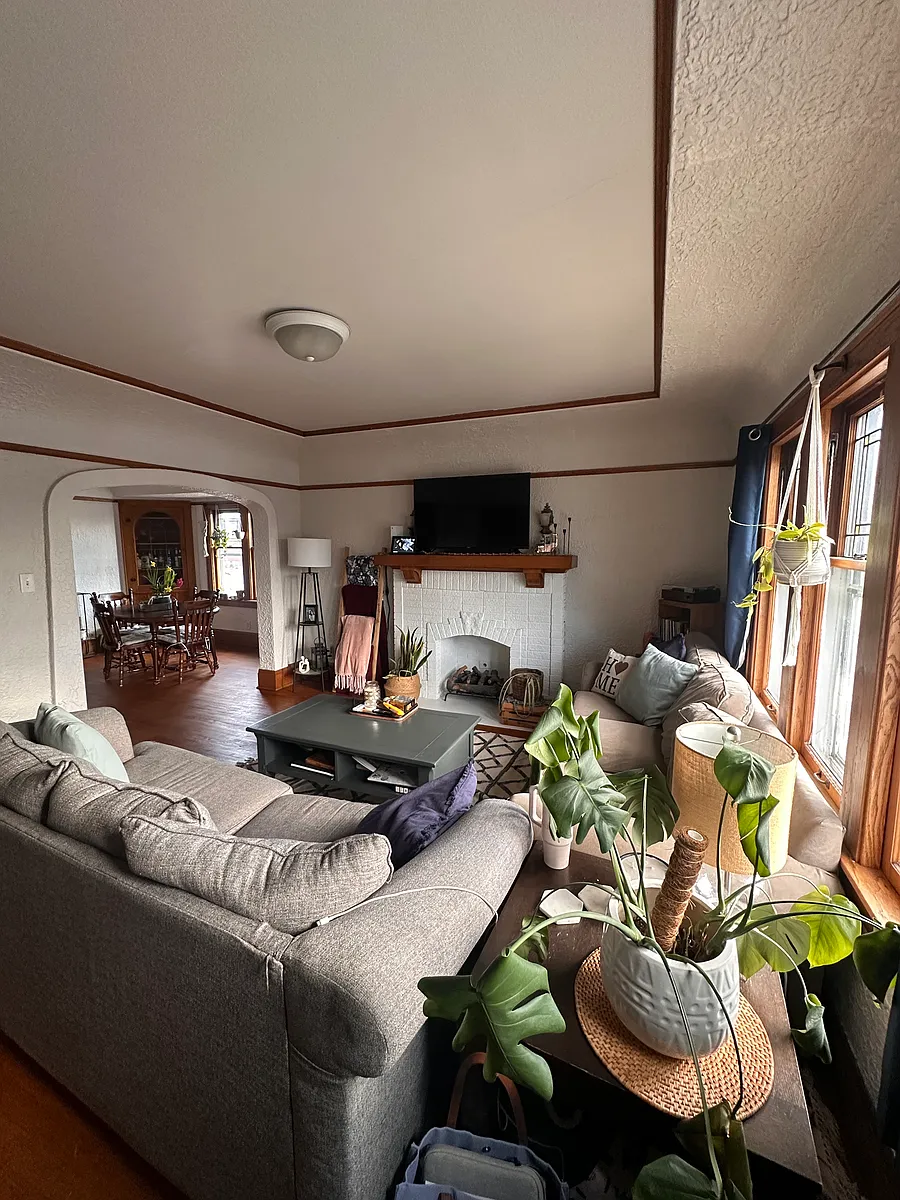 Building Photo - 2116 N 60th St #2